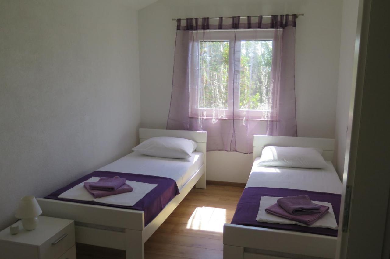 Lumbrela Apartments ستاريغغاد باكلينتسا المظهر الخارجي الصورة