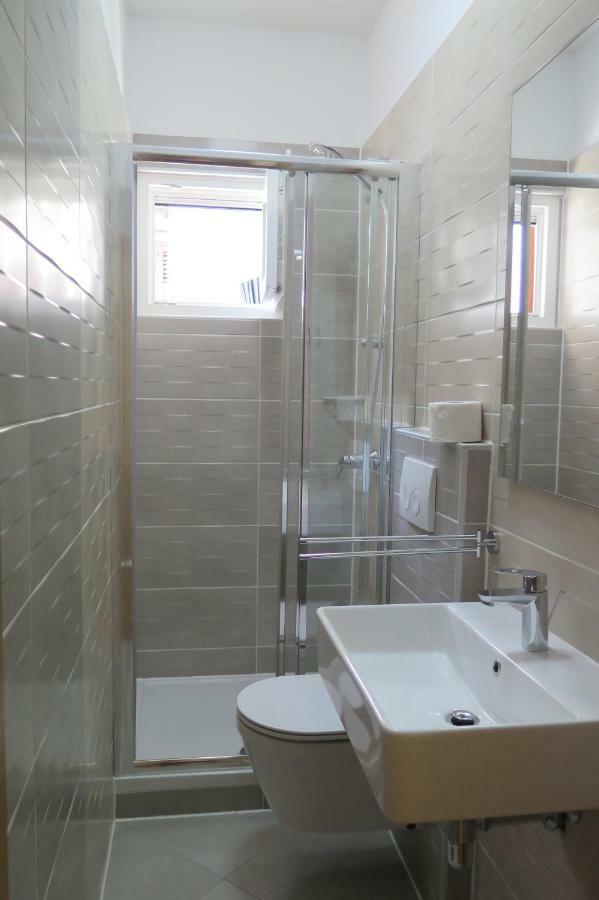Lumbrela Apartments ستاريغغاد باكلينتسا المظهر الخارجي الصورة