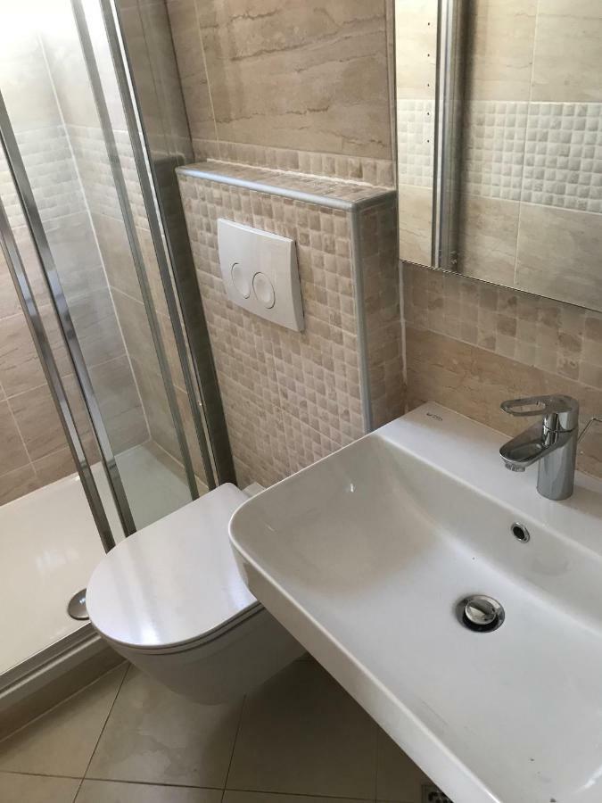 Lumbrela Apartments ستاريغغاد باكلينتسا المظهر الخارجي الصورة